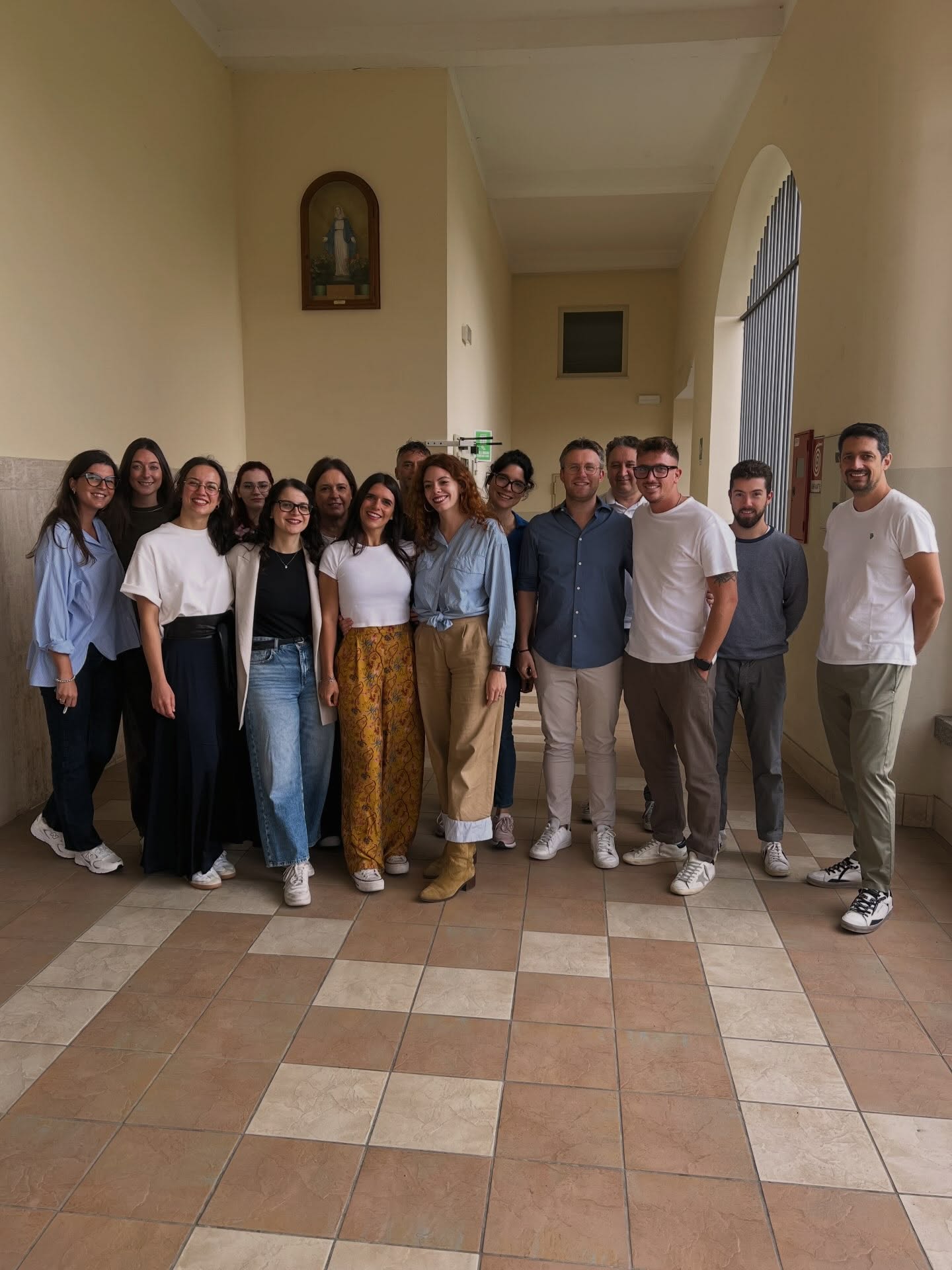 CLASSI PRIME E CLASSI QUARTE a scuola!